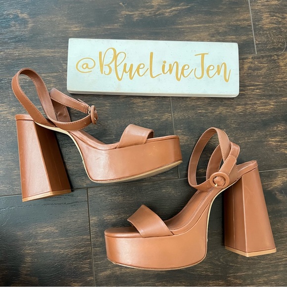 Larroude Shoes - Larroude Dolly Platform Ankle Strap Sandals NWOT